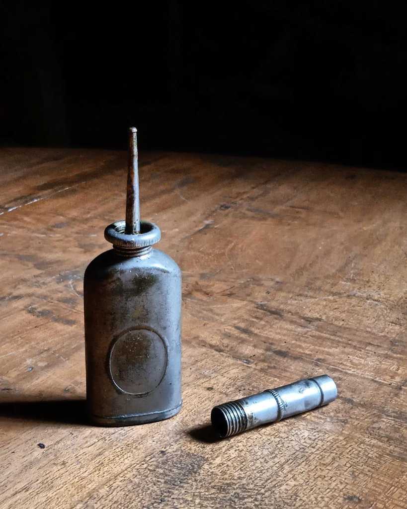 Antique "OILER can".. Made in USA.