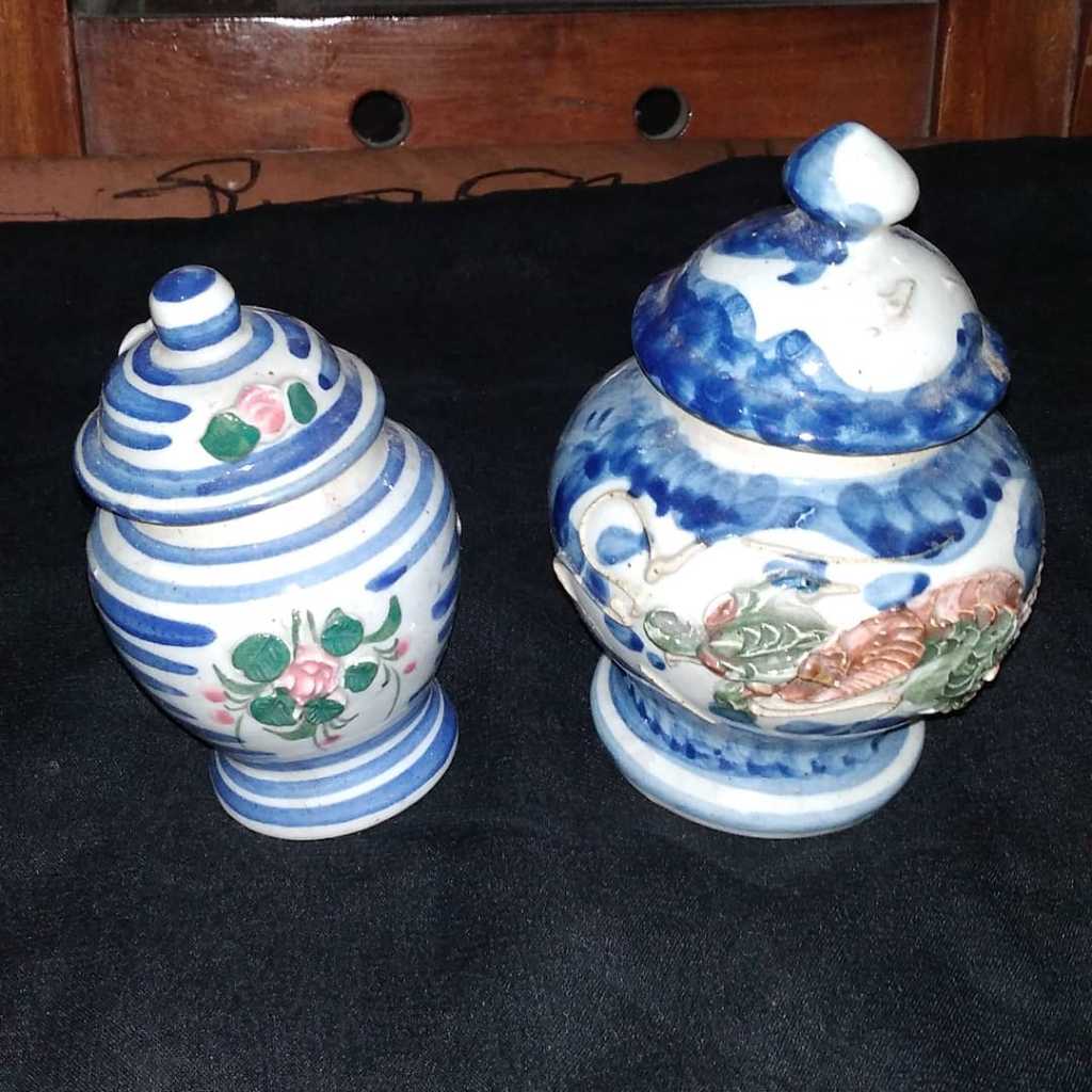 Guci Keramik Vintage