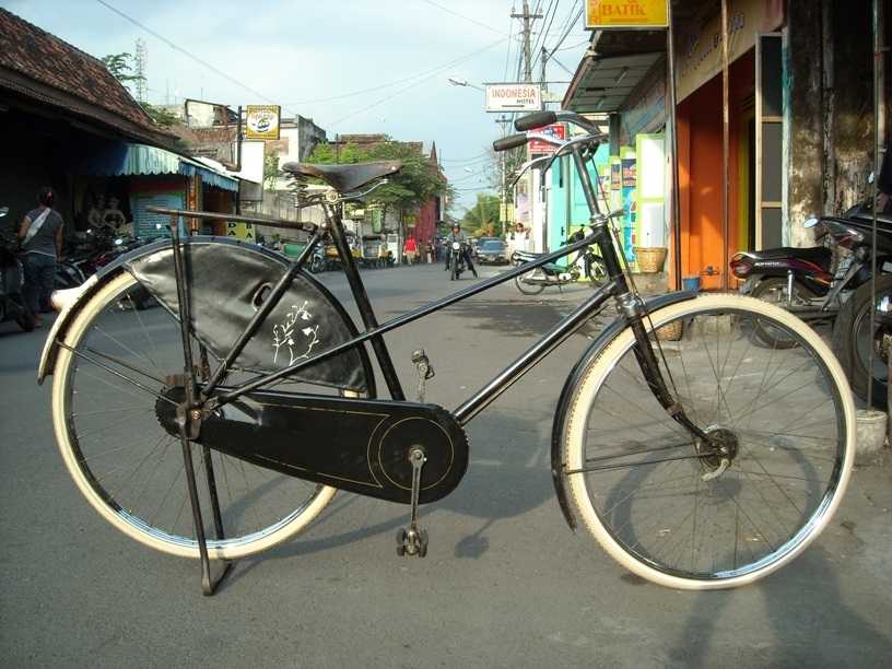GAZELLE GAPIT 8V - Seri 1052316 Thn 1953