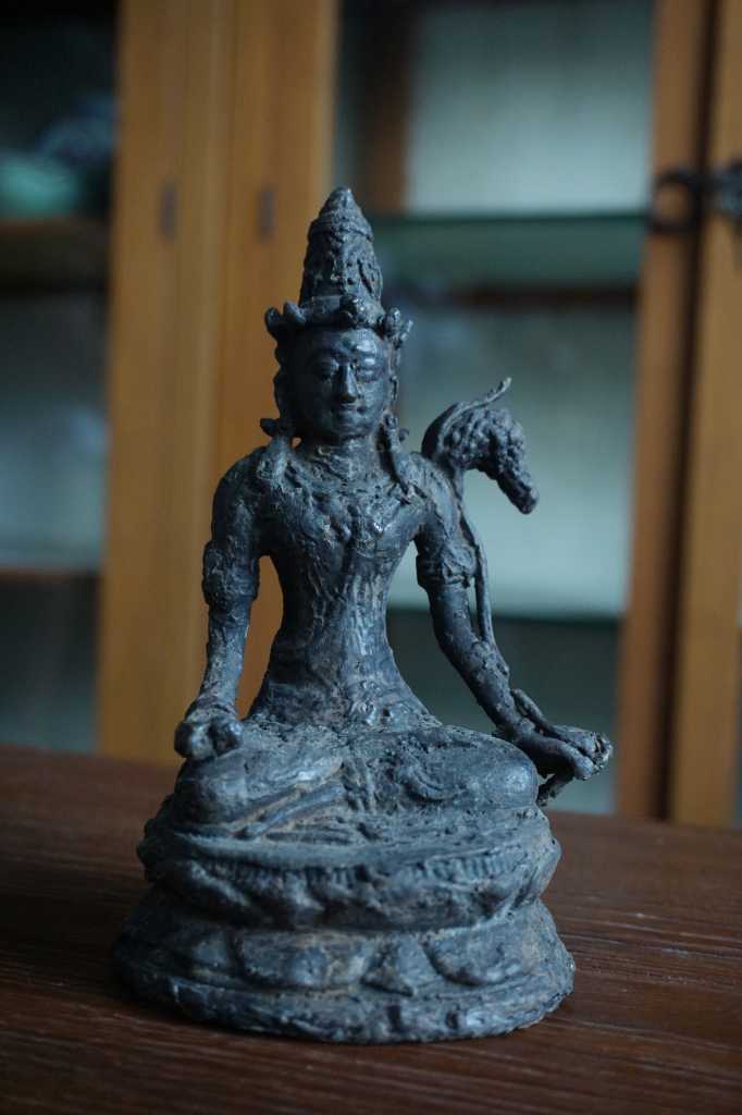 Patung Kuningan Vintage