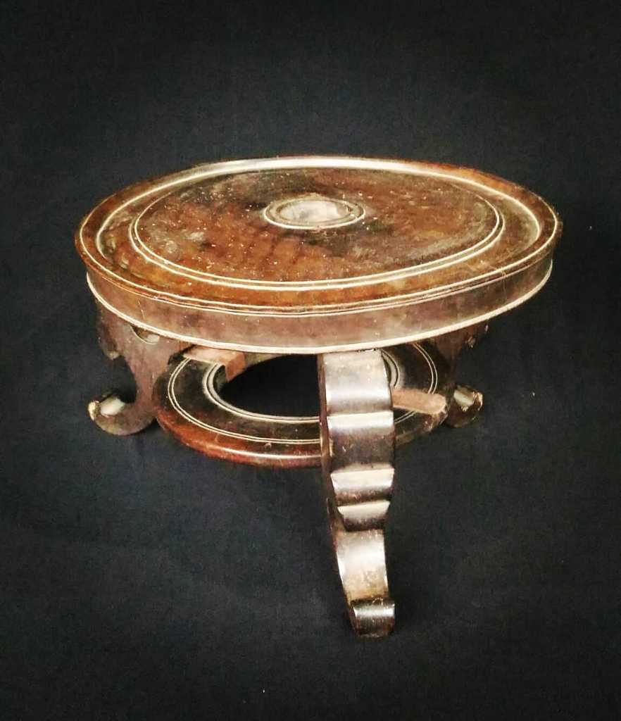 Stan goci kayu swanci. Warna masih ori. D. 23cm x T.15cm