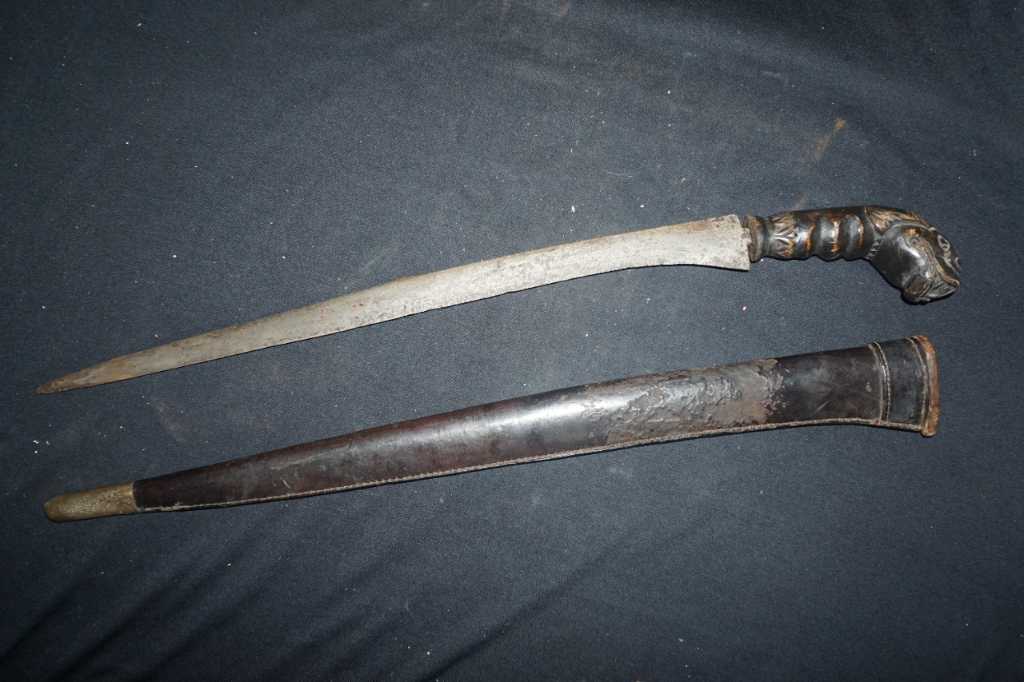 Pedang Tusuk Sabet Pamor ( Handle Ular )