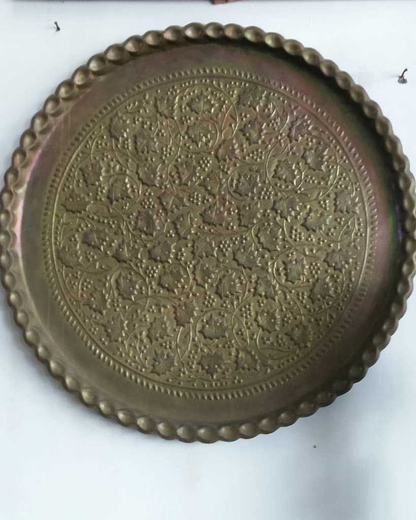 Nampan Kuningan Antik