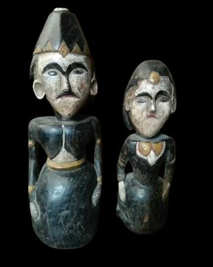 A primitif of " loroblonyo " ~ Javastyle Weeding ceremony ~ high 40cm