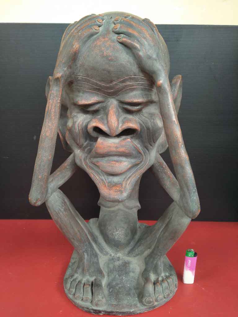 Patung Terakota Antik