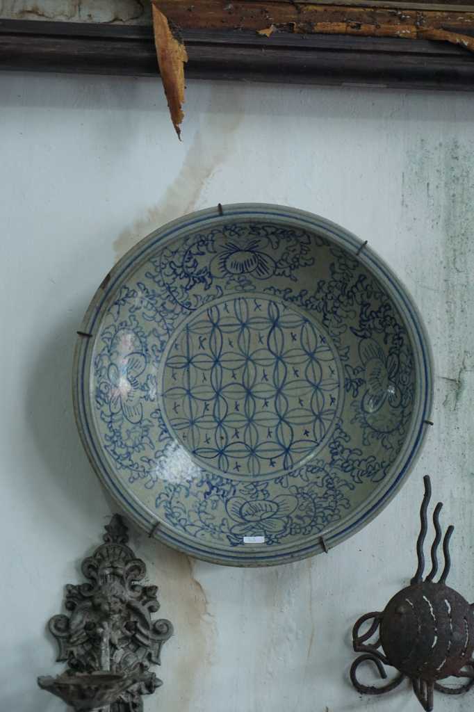 Piring Keramik Vintage