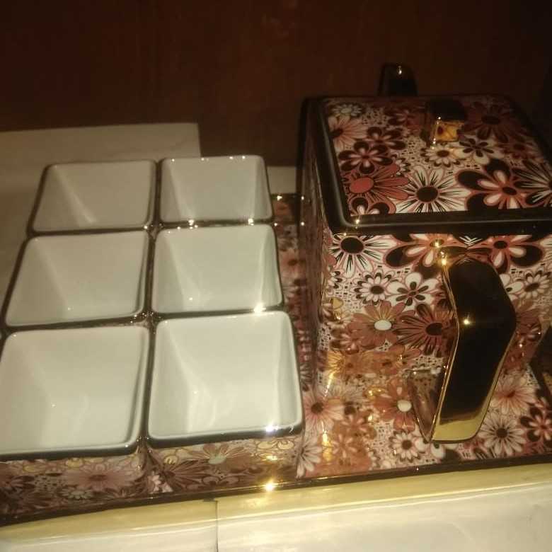 Paketan Tempat kue porselin motif bunga made in italy