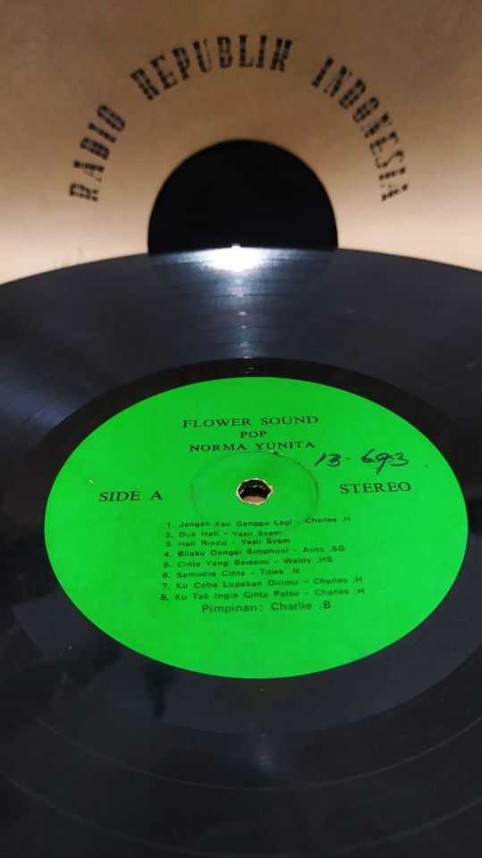 Piringan Hitam Album Koleksi Lagu Norma Yunita