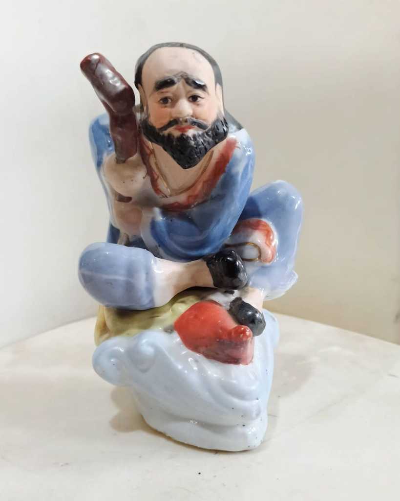 Patung Keramik Vintage