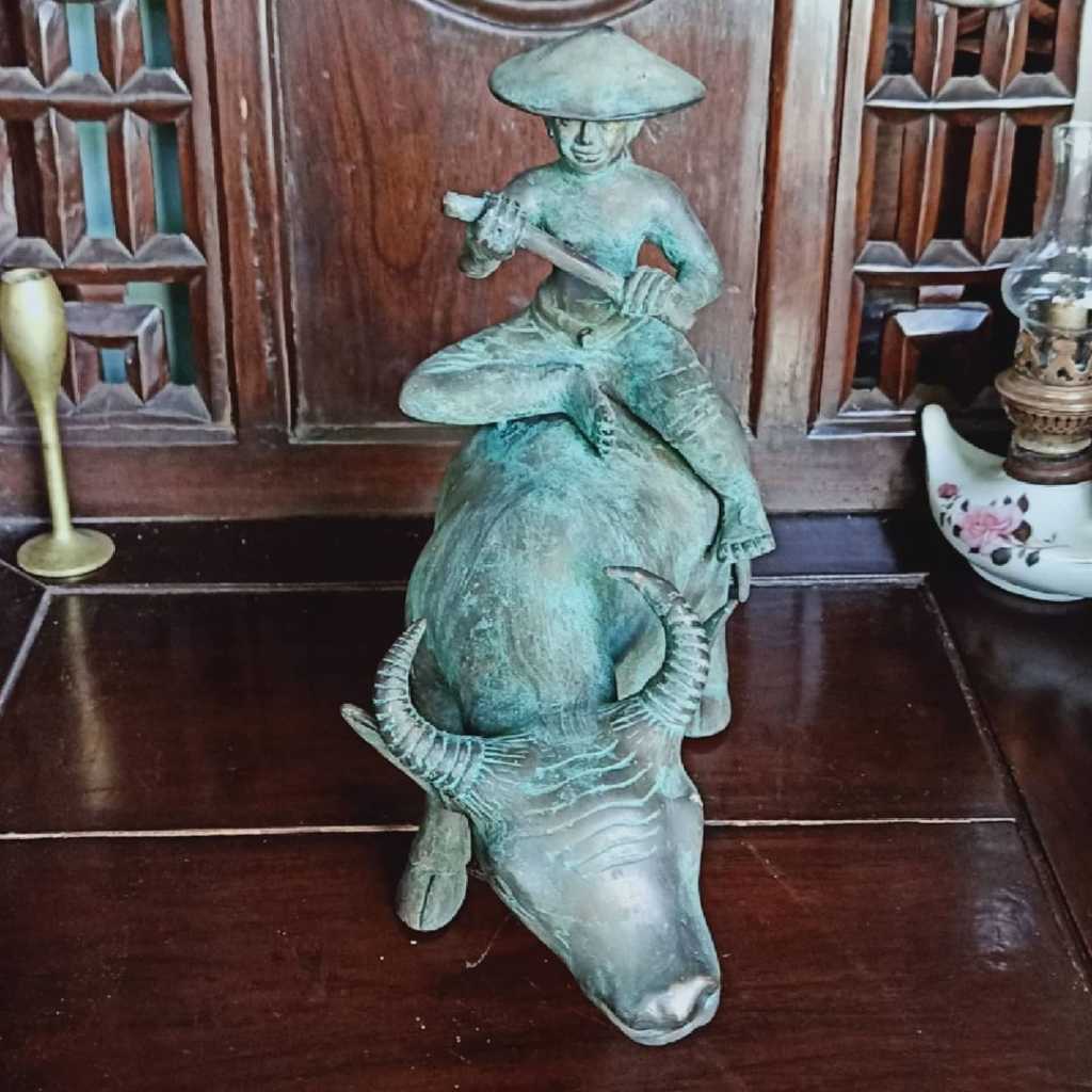 Patung Kuningan Vintage