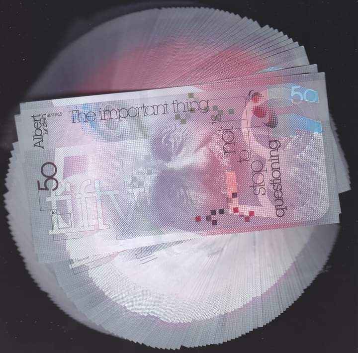 {A05}Tesnote Albert Einstein