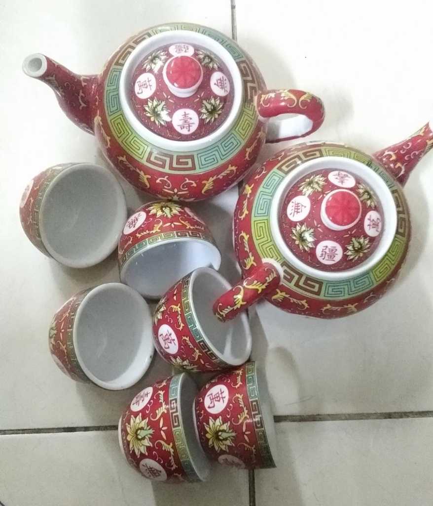 Teko Porcelain Vintage