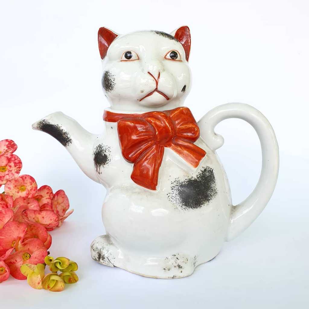 Teko Keramik Jepang Antik