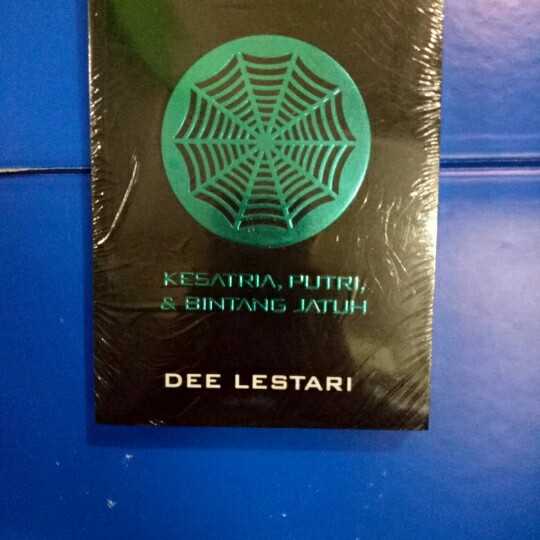 Supernova kesatria putri dan bintang jatuh