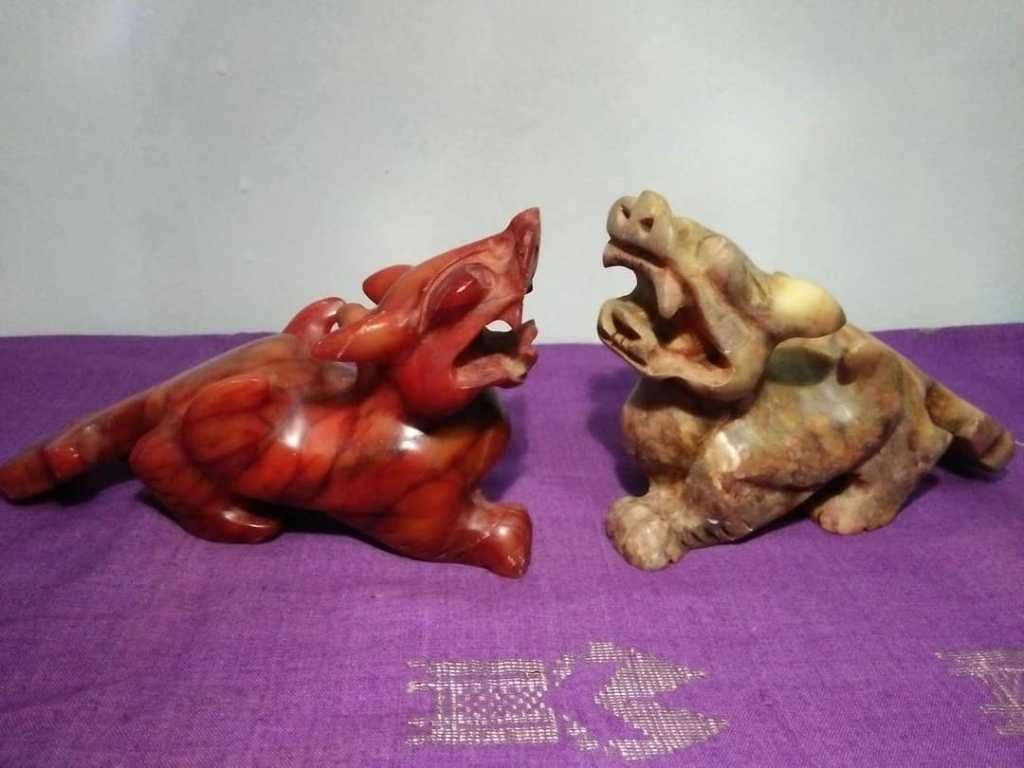 Patung Porcelain Antik