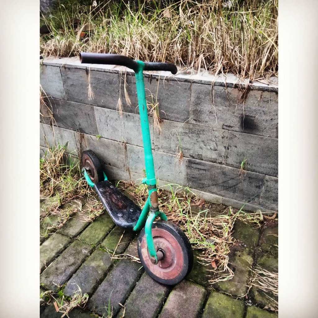 Otopet Vintage "WL".. Merek yg tertera di emblem.