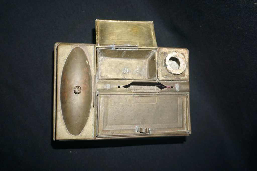 Tempat Kinang Kotak Tutup