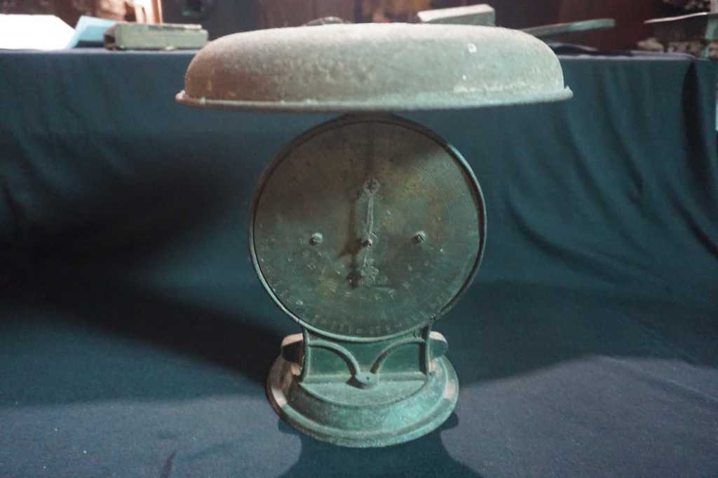 Timbangan Surat Besi Vintage