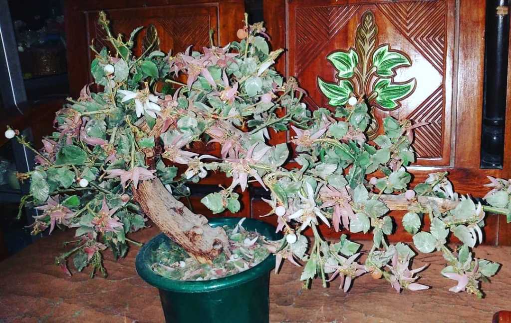 Bunga Kristal Vintage