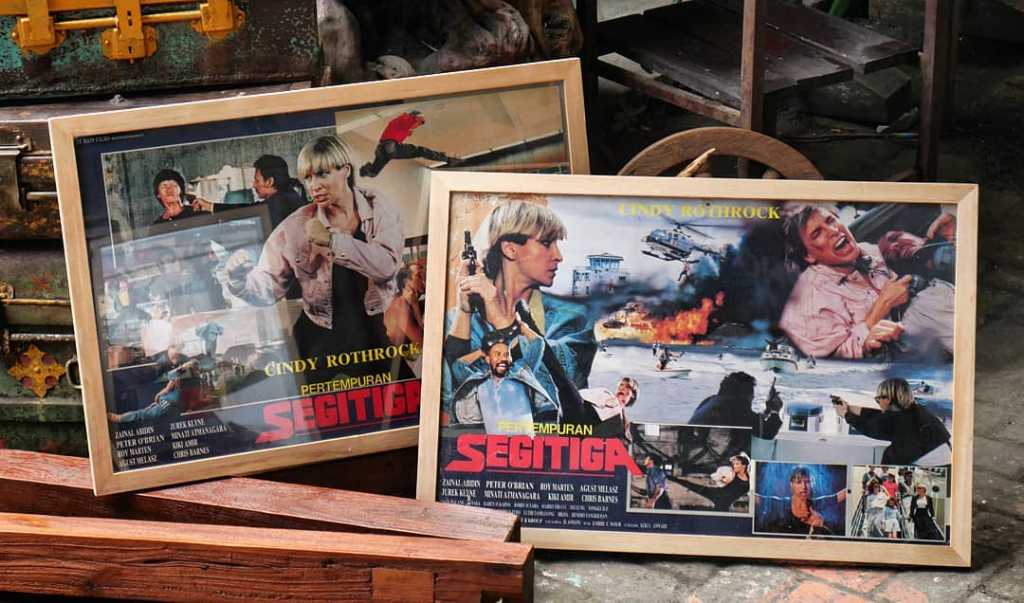 Poster Film Jadul Indonesia Sudah Terbingkai