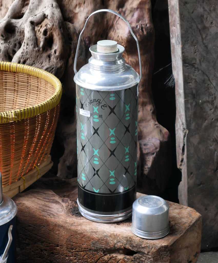 teremos antik new old stock  200.000 an