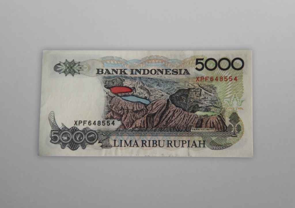 Uang Bank Indonesia Kertas Nominal 5.000 Tahun 1992