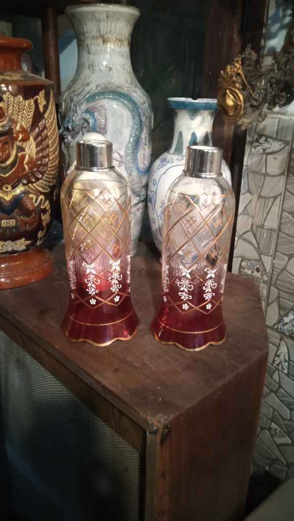 Kap lampu kristal Bohemia lawasan