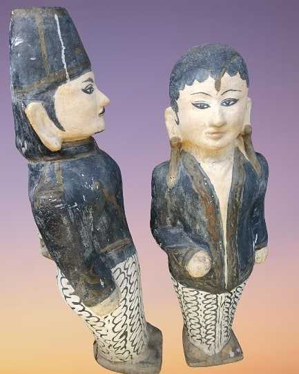 Patung Kayu Antik