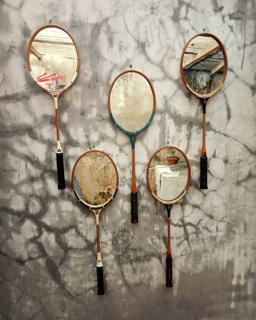 Cermin Raket Badminton