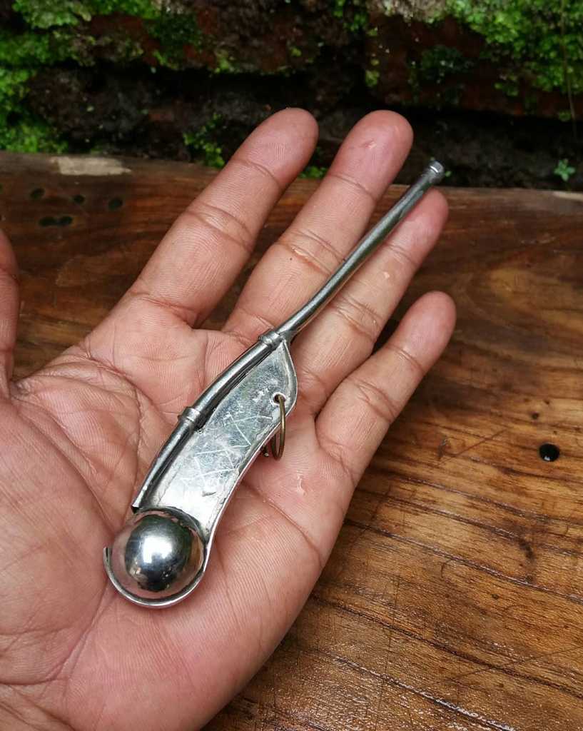 Peluit pelaut Berfungsi baik