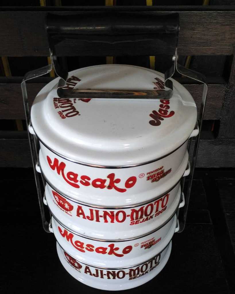 Rantang Enamel Vintage