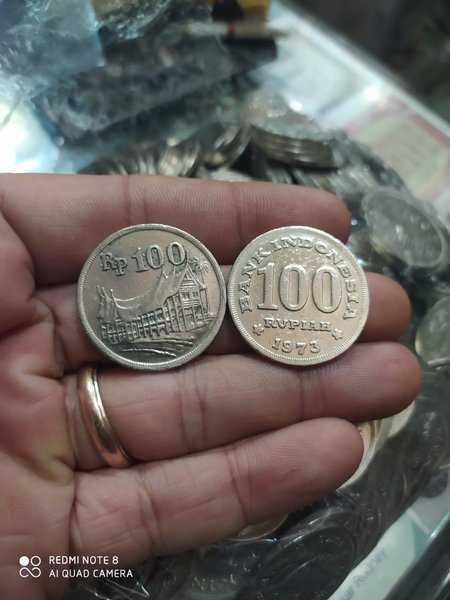 A2529 Per 1 Keping Koin Kuno 100 Rupiah tahun 1973 Sudah Dibersihkan
