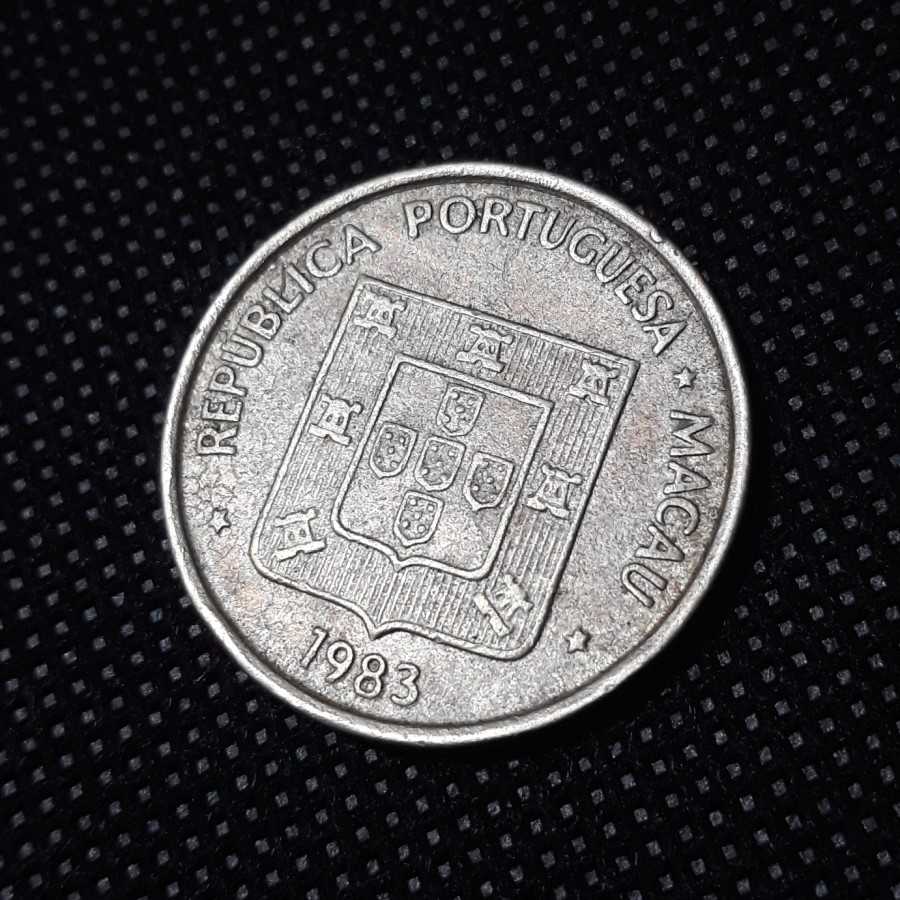Makau ( Macau ) - 1 Pataca 1983 : Koin / Asing / Kuno