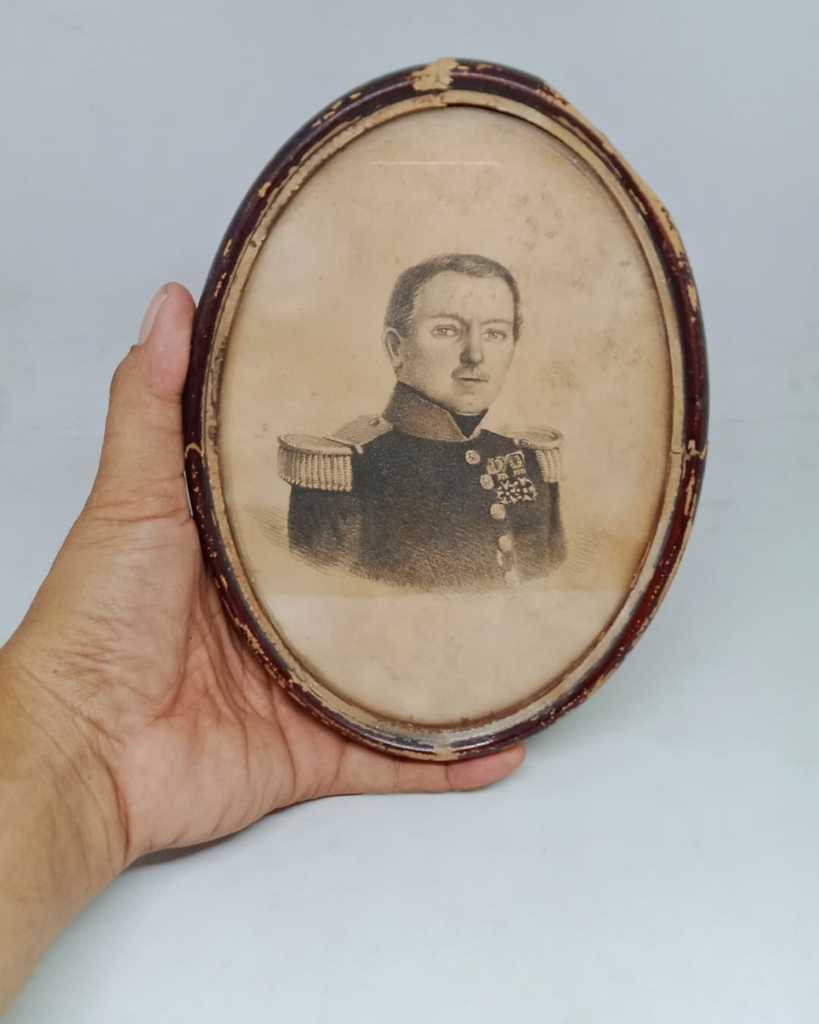 Lukisan Pensil T. 19.5 cm x 14 cm.