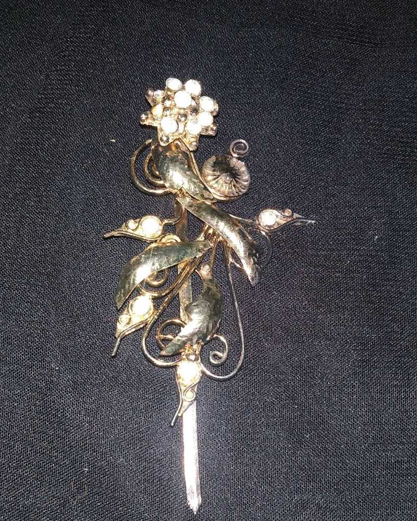 Jepit rambut kuningan