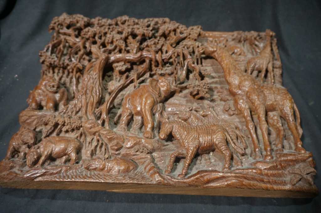 ukiran kayu 3 dimensi