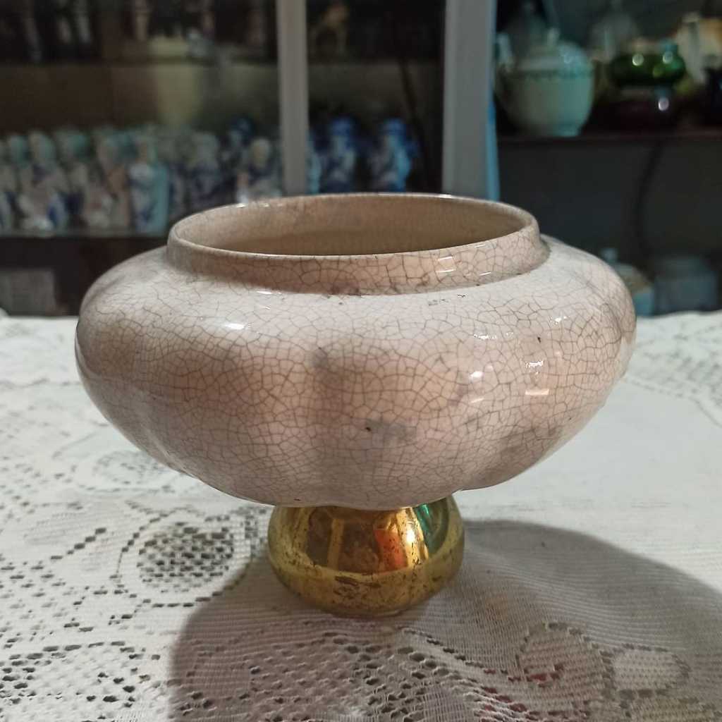 Hiasan keramik Antik