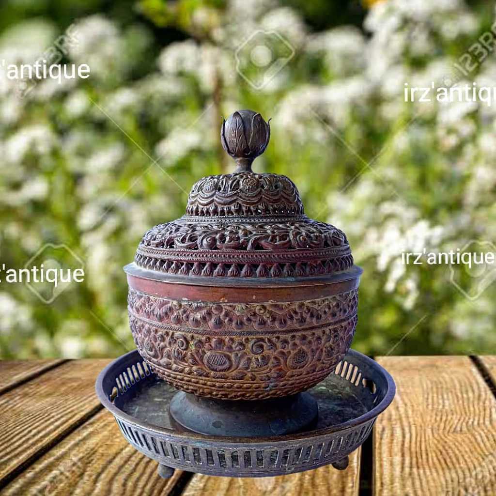 Cepuk Kuningan Antik