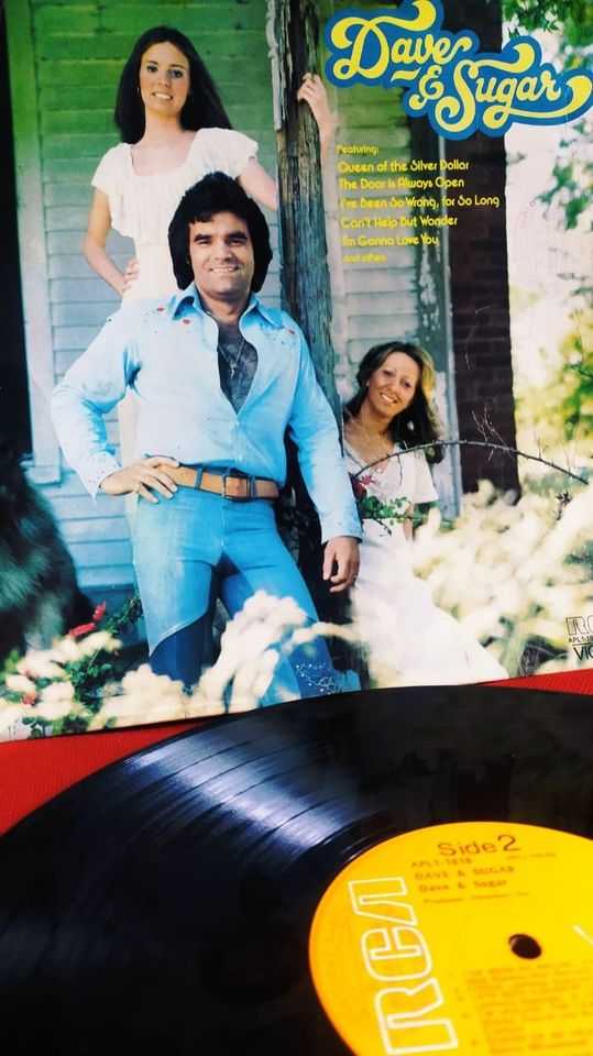 Piringan Hitam Dave & Sugar