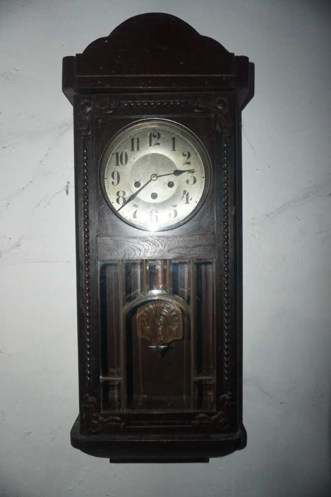 Jam Dinding Lobang 3 Merk Mouthe Senar 5 Bandul Ukir