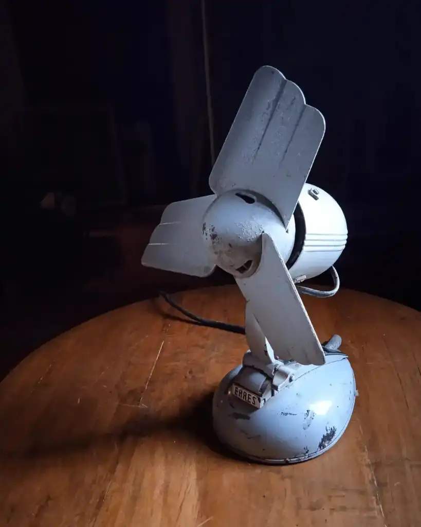 Kipas angin vintage ERRES..