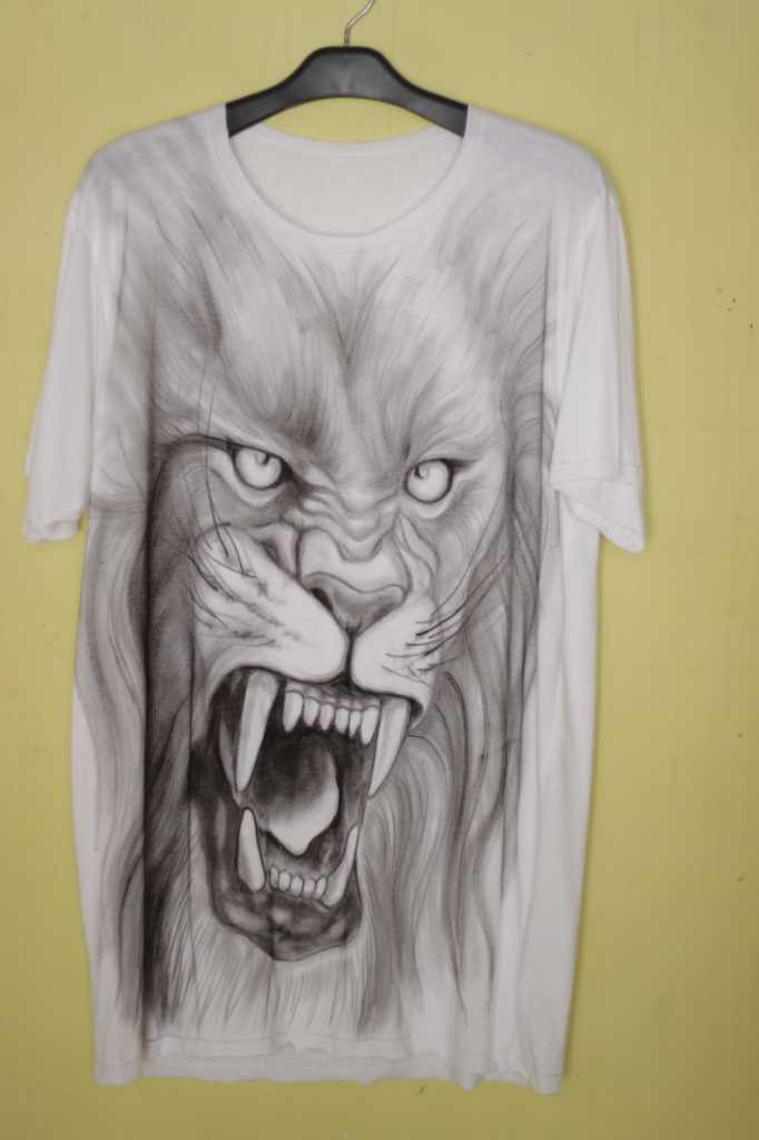 lukisan singa media kaos bahan katun