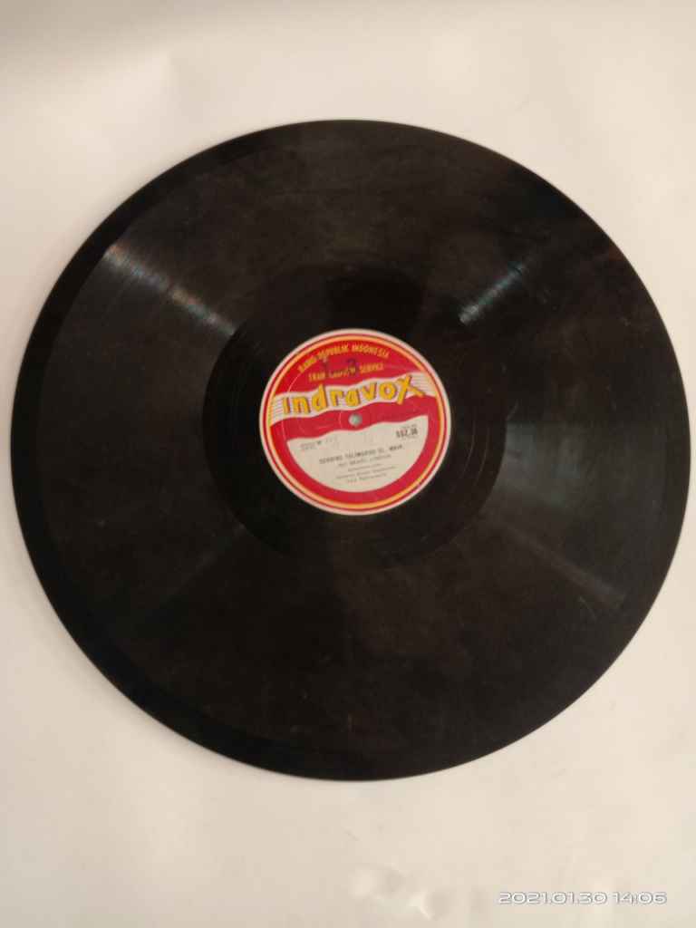 Piringan Hitam Nji Bekel Lindur