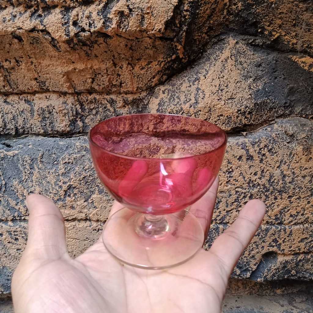 gelas es krim old kristal eropa.kondisi utuh mulus.