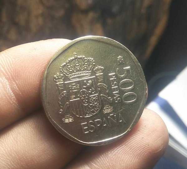 A 1877 Koin Kuno 500 Pesetas Espana Spanyol Tahun 1988 Bekas Pakai Kondisi Sesuai Gambar