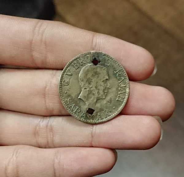 A1429 Sarawak C.V Brooke 10 Cent Tahun 1927 Bekas Sesuai Gambar