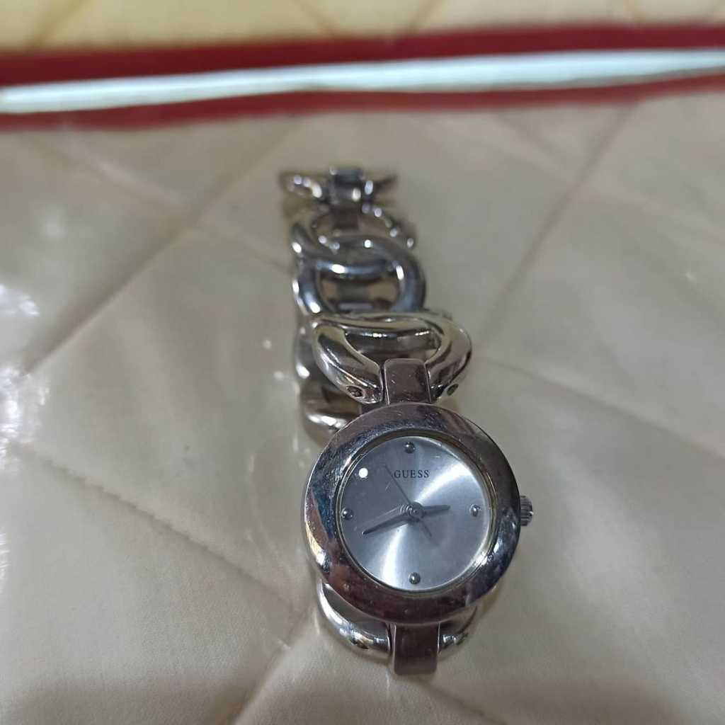 Jam Tangan wanita gues