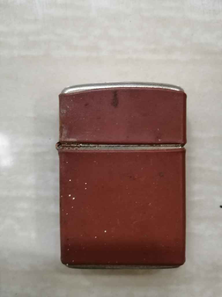 Korek api model zippo