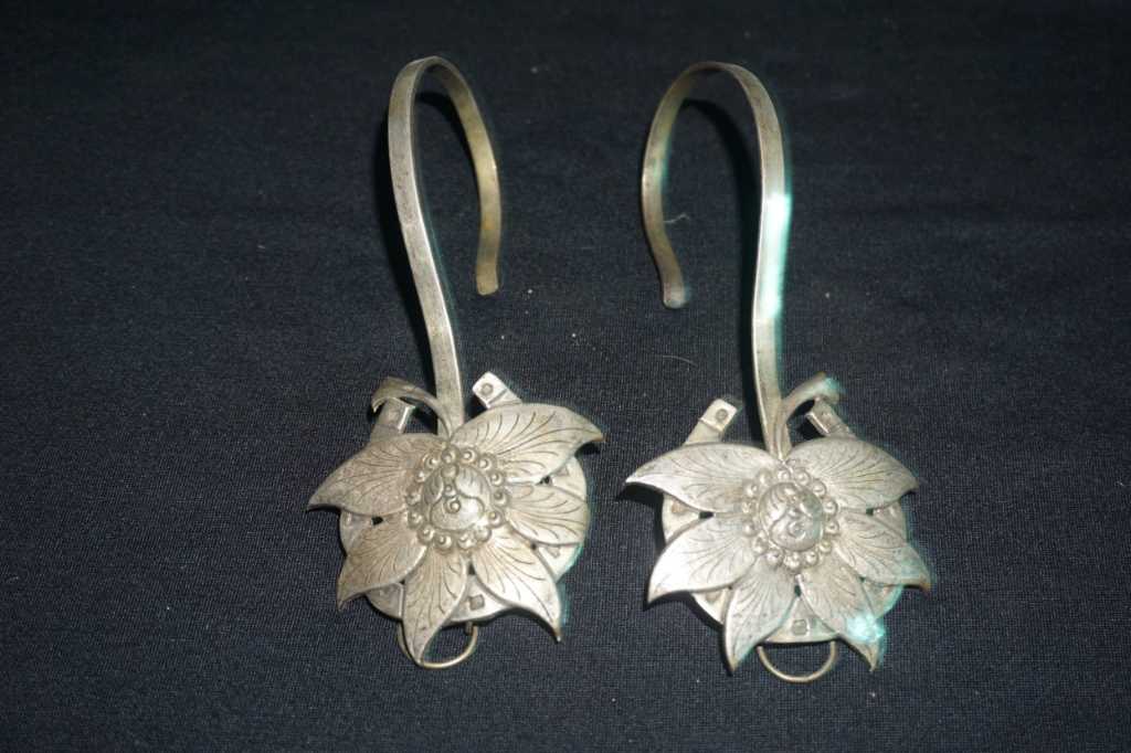 Gantungan Klambu Antik