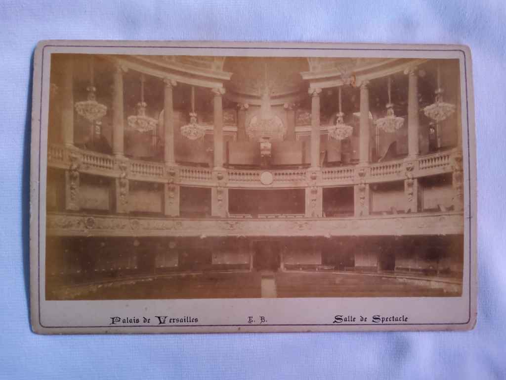 Foto antik / Foto kuno; estimasi tahun 1870-an awal; ukuran 16,5cm x 11cm